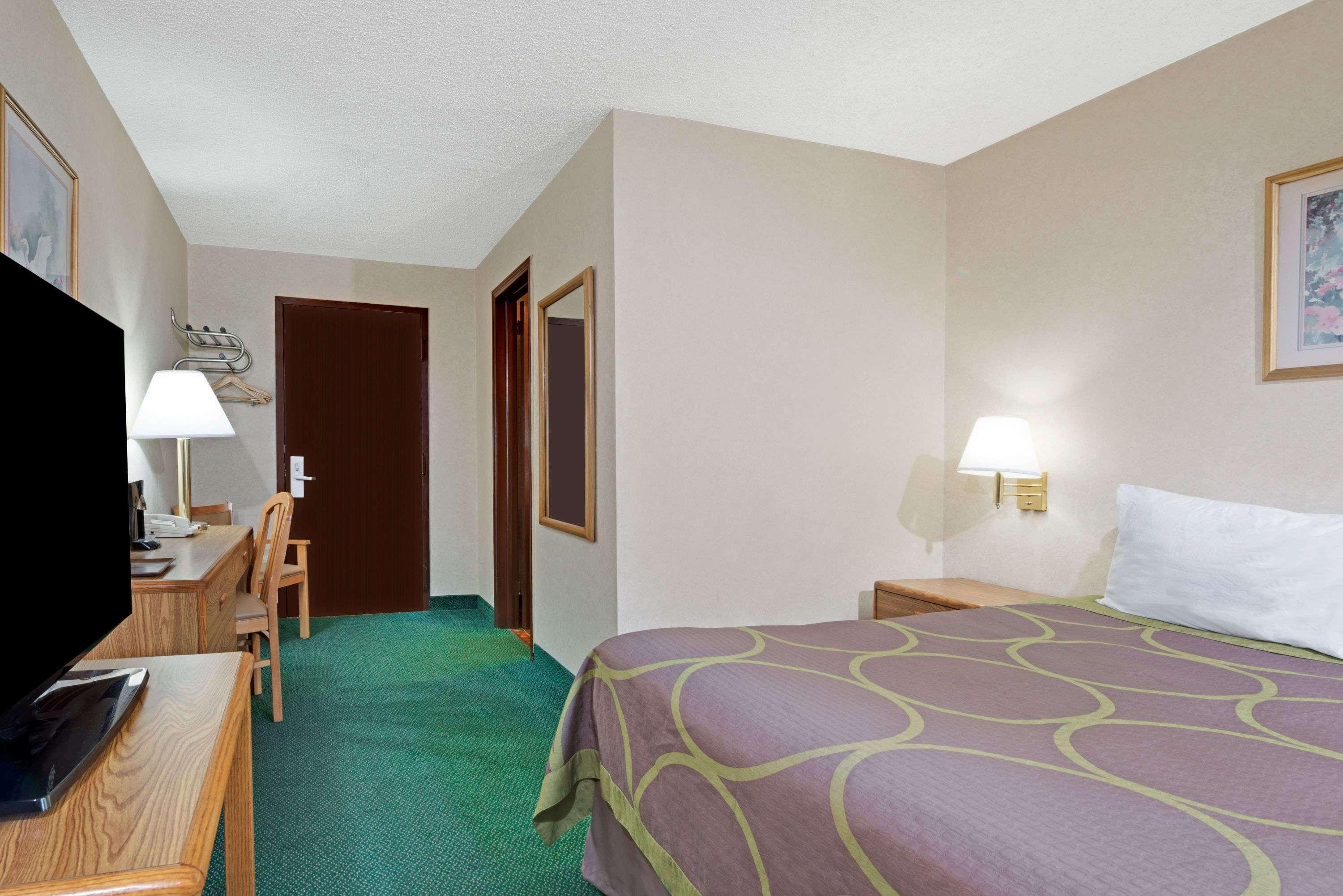 Super 8 By Wyndham Kenmore/Buffalo/Niagara Falls Area Exteriér fotografie