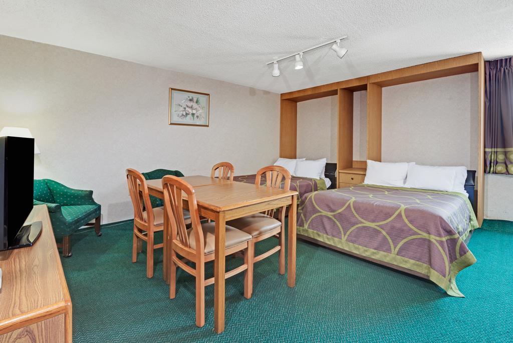 Super 8 By Wyndham Kenmore/Buffalo/Niagara Falls Area Exteriér fotografie